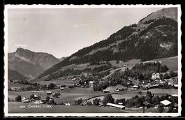 AK Château d`Oex, Village et montagnes